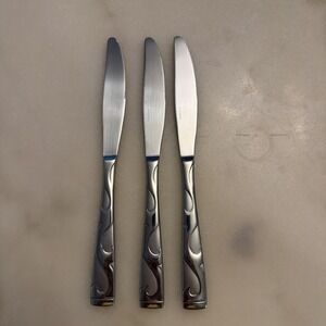 Set of 3 Oneida "Tuscan" Scrolls Dinner Knives Stainless Steel Flatware 9.5"